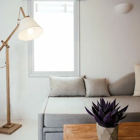 Akrotiri Cycladic Suites 게스트하우스 Akrotírion