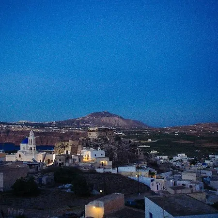 게스트하우스 Akrotiri Cycladic Suites