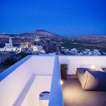 Akrotiri Cycladic Suites