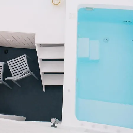 Akrotiri Cycladic Suites * Ακρωτήρι