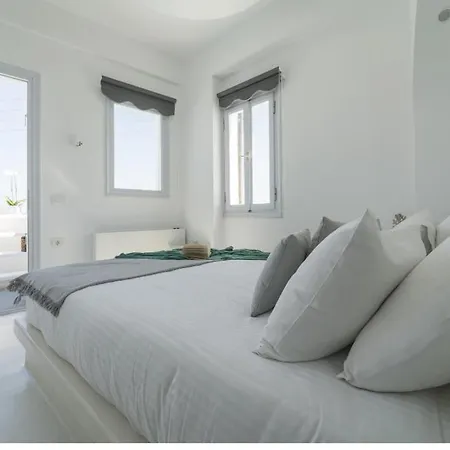Akrotiri Cycladic Suites Ακρωτήρι
